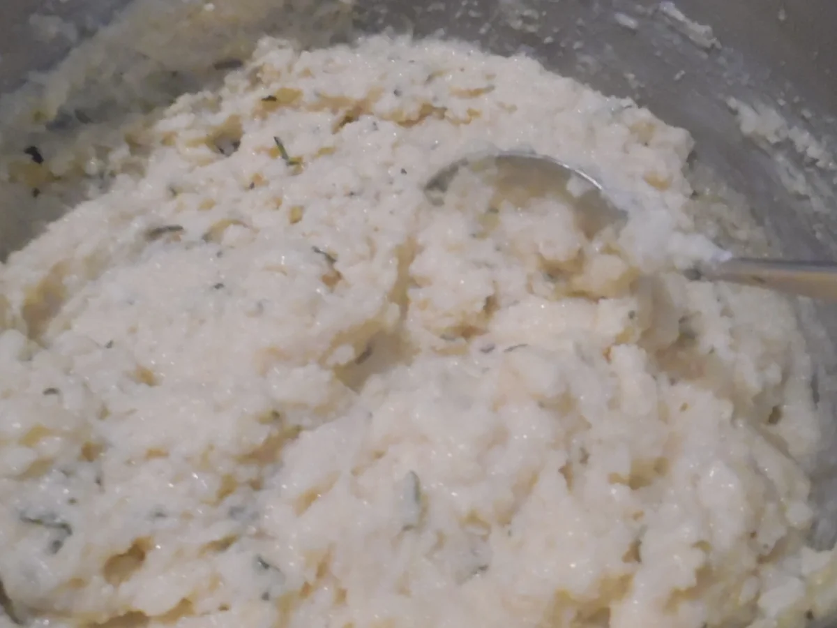 Mediterrane Puten-Pfanne mit cremiger Rosmarin-Polenta - Rezept - Bild Nr. 6216