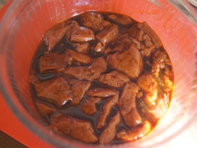 Rezept: Kalbsleber mit Gemüse im Wok und gelber Basmatireis Bild Nr. 6210 Kalbsleber mit Gemüse im Wok und gelber Basmatireis - Rezept - Bild Nr. 6210