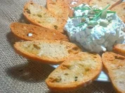 Brotchips mit Kürbis- und Sonnenblumenkern Dip - Rezept - Bild Nr. 2