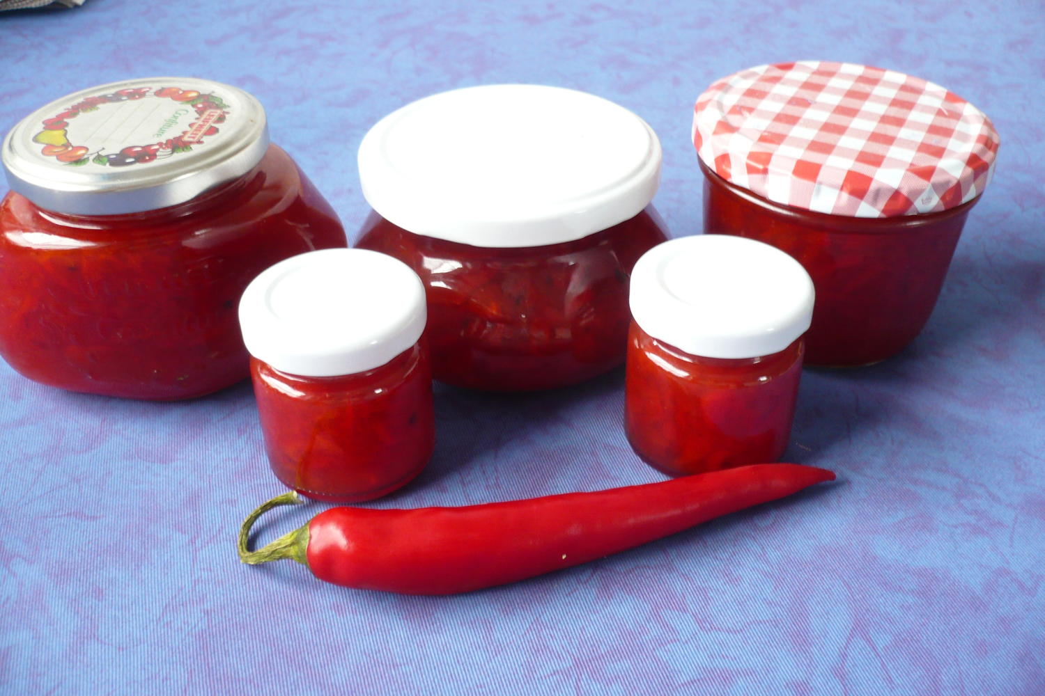 Scharfe Paprika - Vanille - Konfitüre - Rezept - kochbar.de Scharfe Paprika - Vanille - Konfitüre - Rezept - kochbar.de