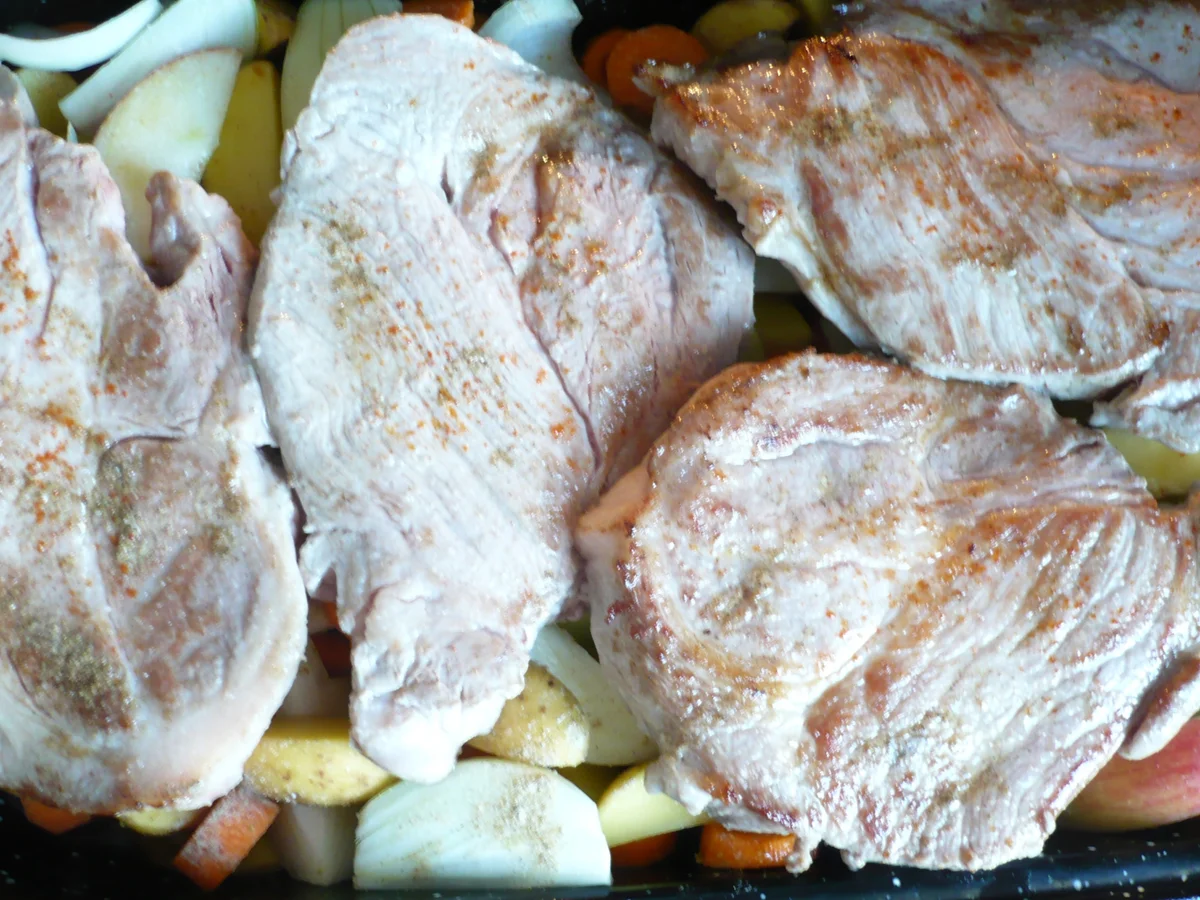 Schweinenacken mit Backhaus - Kartoffeln - Rezept - Bild Nr. 4