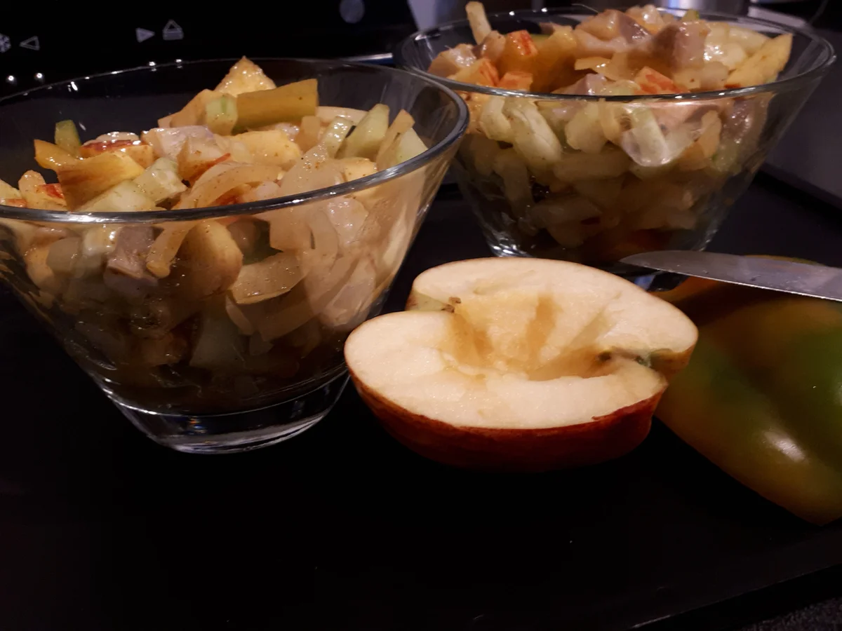 Rezept: BiNe` S SOMMERLICHER MATJESSALAT Bild Nr. 6225 BiNe` S SOMMERLICHER MATJESSALAT - Rezept - Bild Nr. 6225