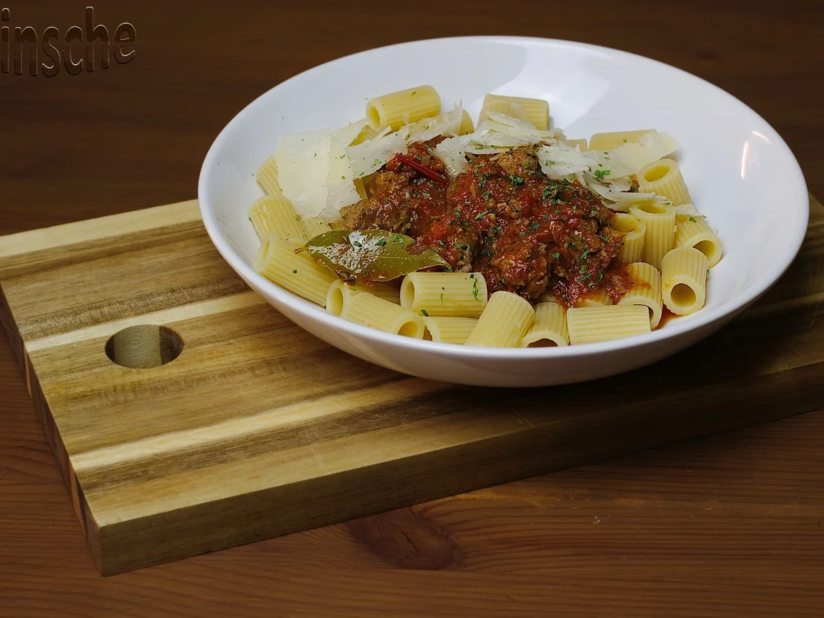 Hackbällchen -Arrabiata- - Rezept - Bild Nr. 2