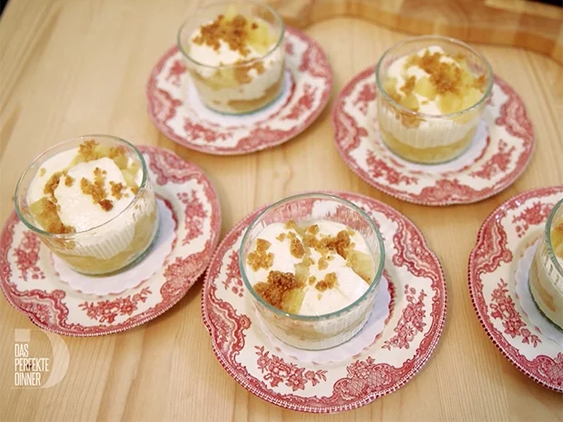 Beschwipster Apfel, Semmelbrösel und Zitronenmascarpone - Rezept - Bild Nr. 2