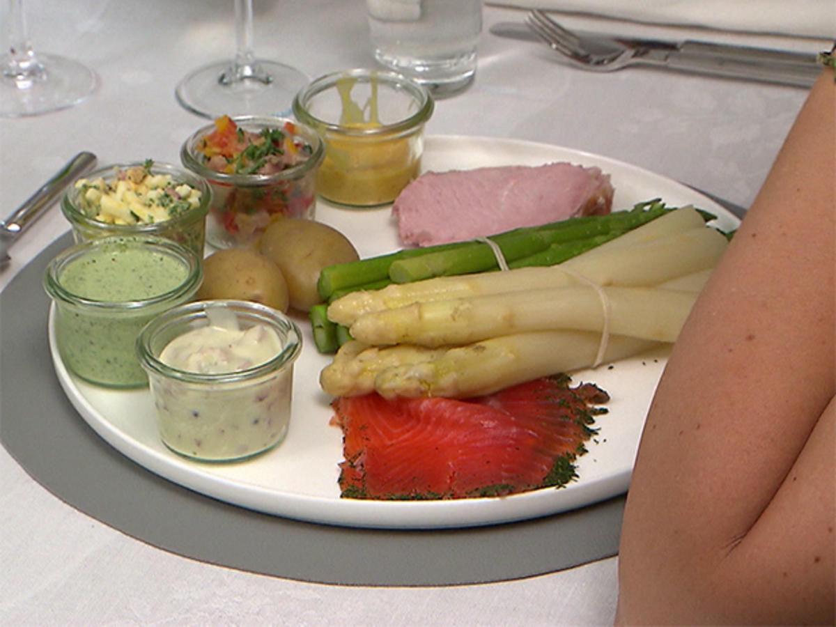 Bilder für Spargel, selbst gebeizter Lachs und Kasseler aus dem Bratenschlauch - Rezept