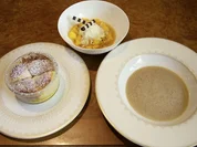 Rezept: Soufflรฉ von weiรer und dunkler Schokolade mit Mango-Salat (Harald Wohlfahrt) Bild Nr. 6230 Soufflรฉ von weiรer und dunkler Schokolade mit Mango-Salat (Harald Wohlfahrt) - Rezept - Bild Nr. 6230