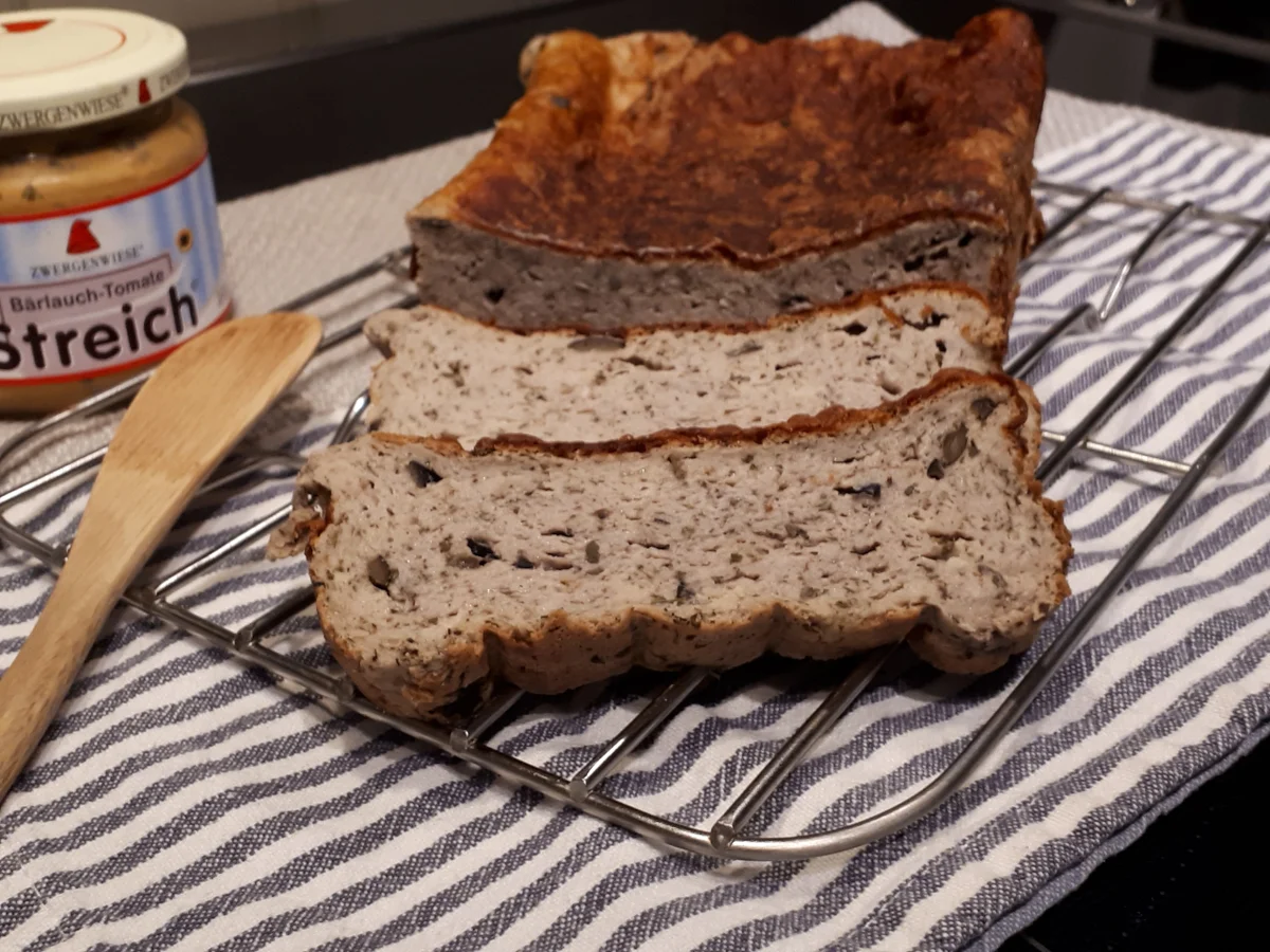 BiNe ` S OLIVEN - KÄSEBROT - Rezept - Bild Nr. 6230