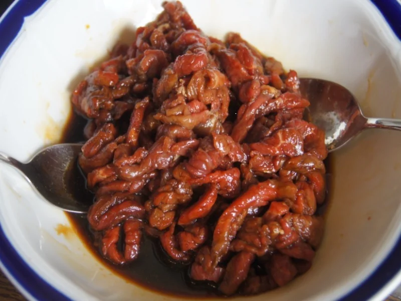 Rindfleischstreifen mit Paprika - Rezept - Bild Nr. 6232