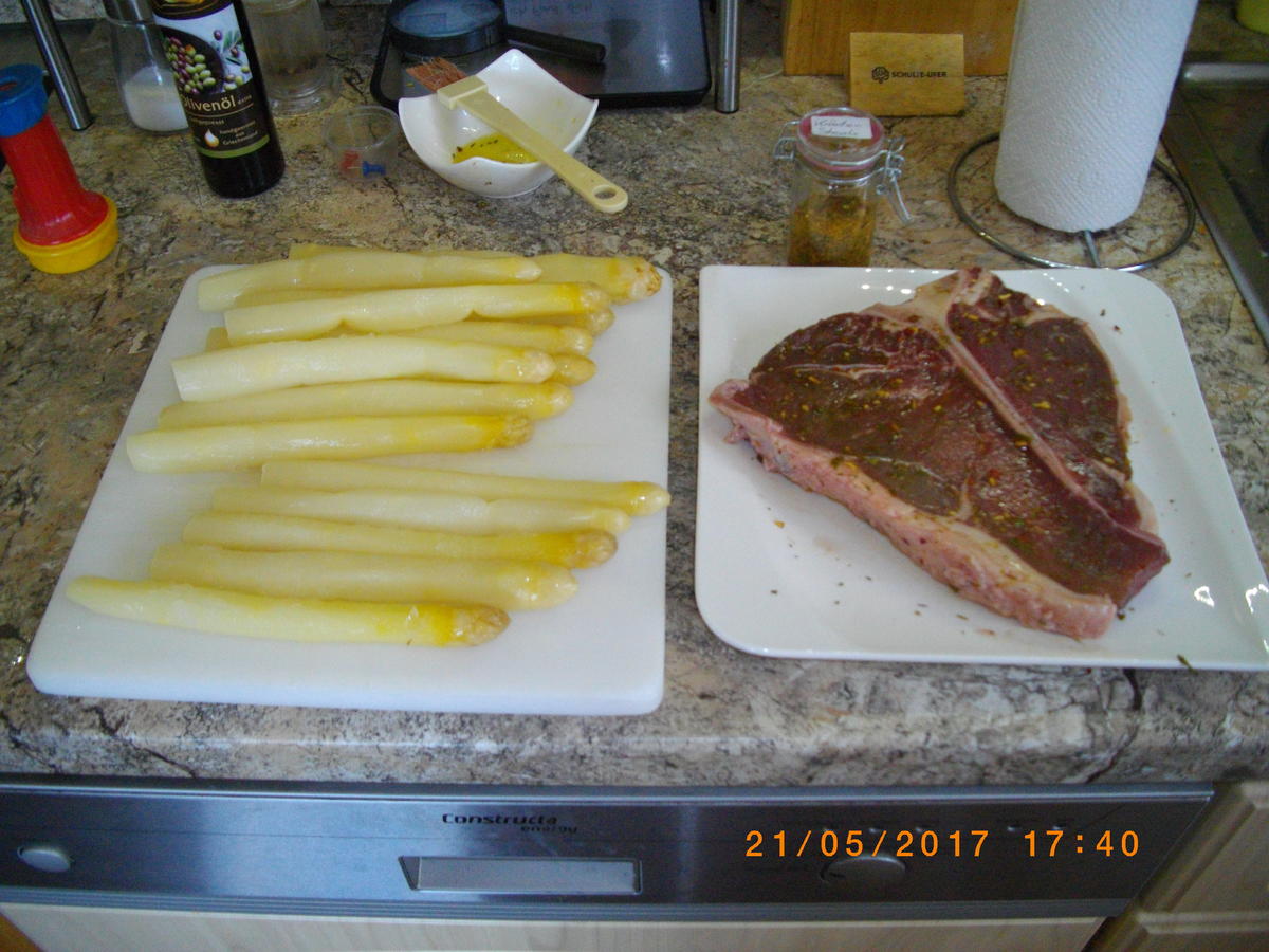 T-Bone Steak mit gebratenen Spargel und Fächerkartoffel - Rezept - Bild Nr. 6232