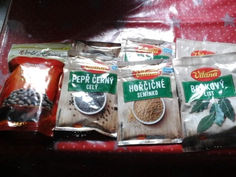 Eingelegte kleine Gewürzgurken nach Ivanka - Rezept - Bild Nr. 6236