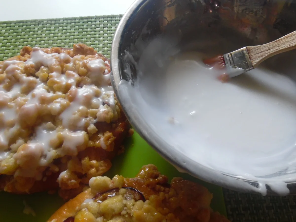 Rezept: Pflaumen-Streusel-Schnecken Bild Nr. 6239 Pflaumen-Streusel-Schnecken - Rezept - Bild Nr. 6239