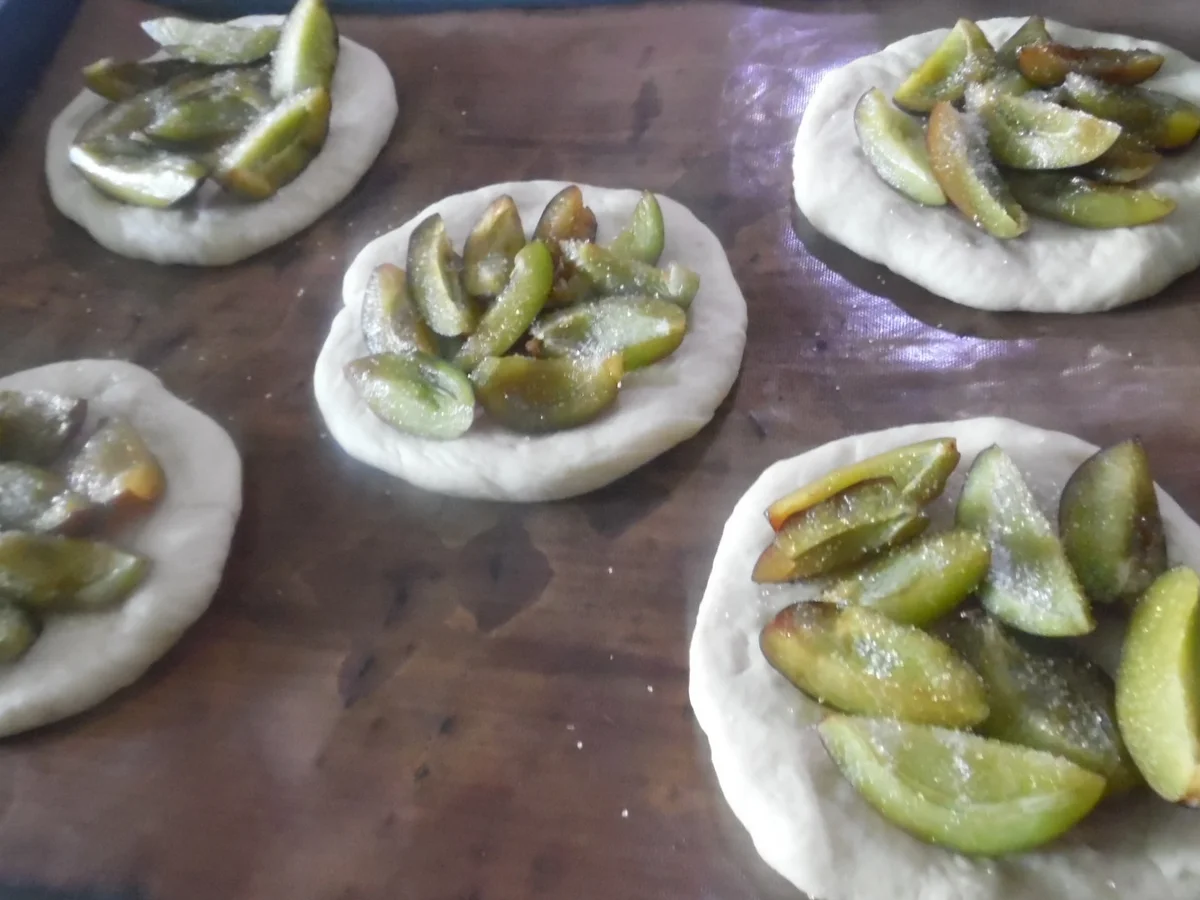 Rezept: Pflaumen-Streusel-Schnecken Bild Nr. 6242 Pflaumen-Streusel-Schnecken - Rezept - Bild Nr. 6242