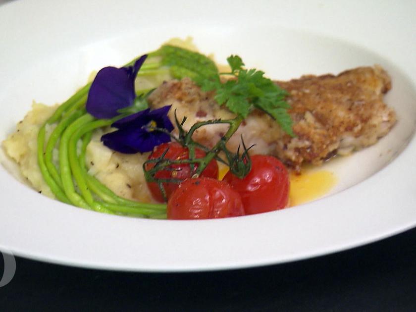 Steinbeißer mit Mandelkruste auf Sellerie Kartoffelstampf - einfach ...