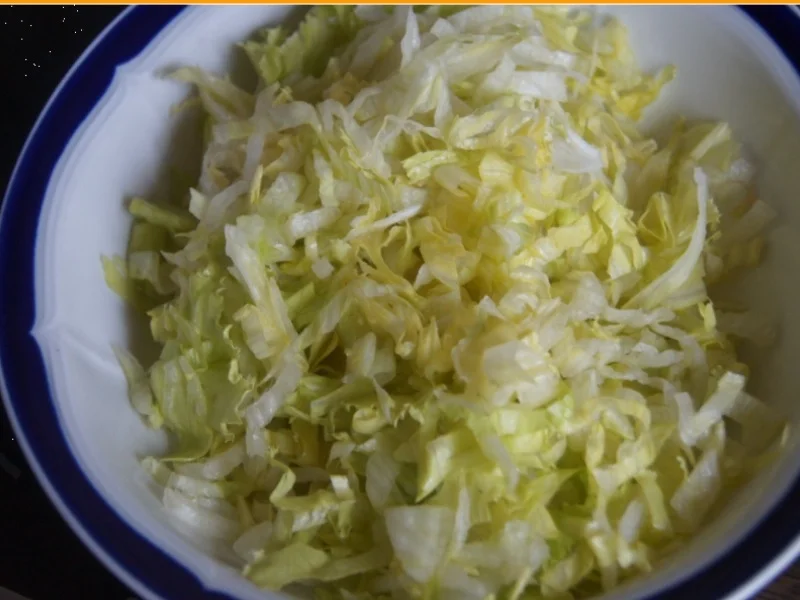 Dorade mit herzhaften Kartoffelecken und Eisbergsalat - Rezept - Bild Nr. 6245