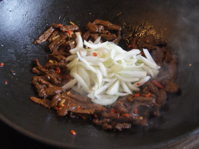 Rinderfilet mit Gemüse im Wok mit Basmati Reis - Rezept - Bild Nr. 6245