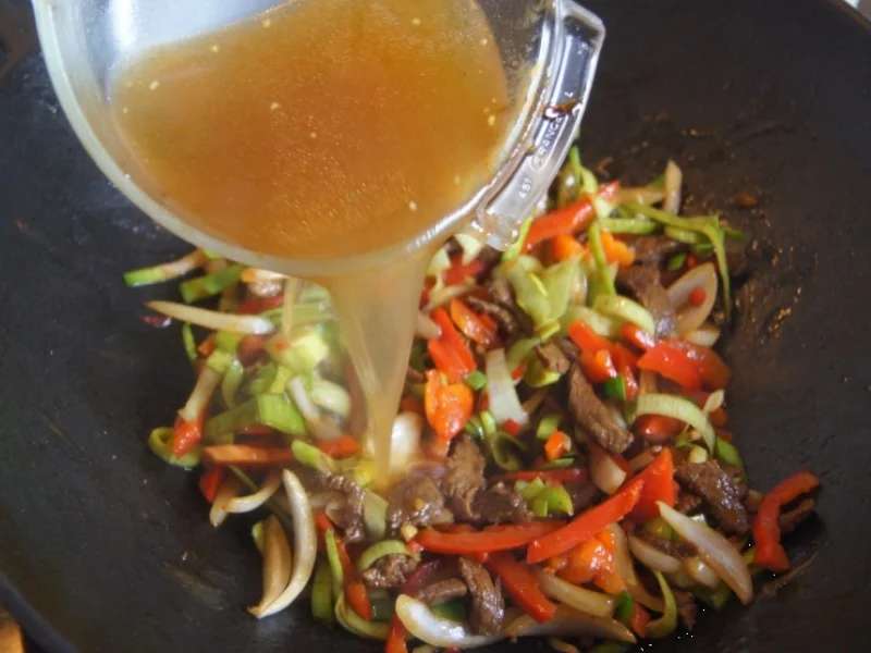 Rinderfilet mit Gemüse im Wok mit Basmati Reis - Rezept - Bild Nr. 6247