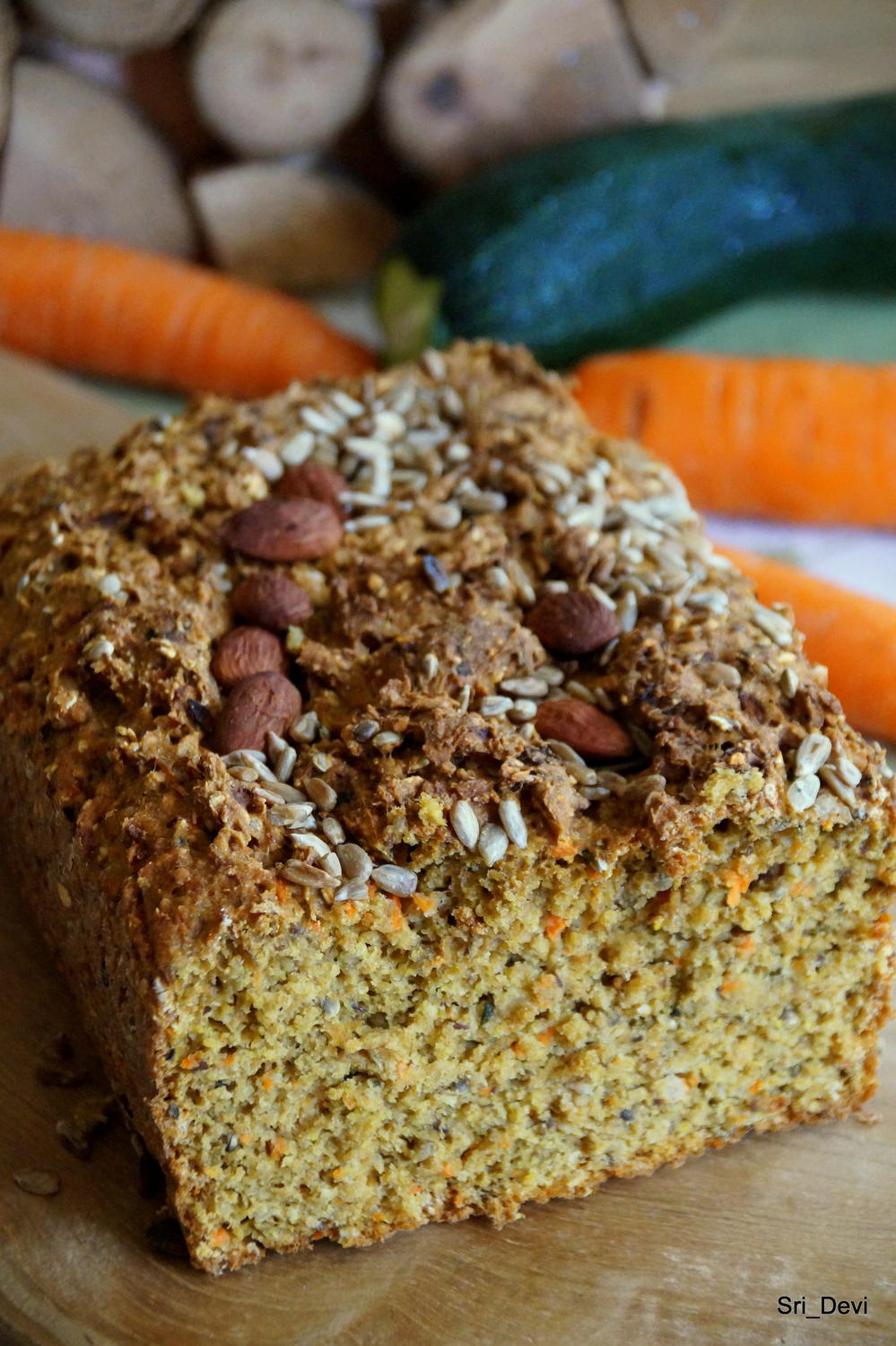 Zucchini-Karotten-Koriander-Brot - Rezept - kochbar.de