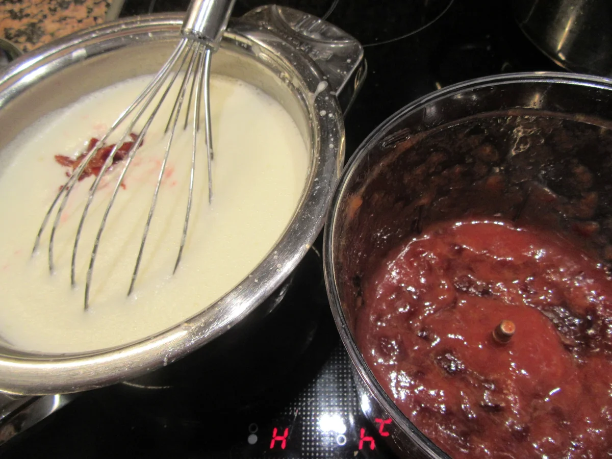 Dessert: Zwetschgeneis mit Marzipan - Rezept - Bild Nr. 6241