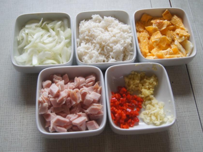 Gebratener Reis mit Schinken und Ei - Rezept - kochbar.de