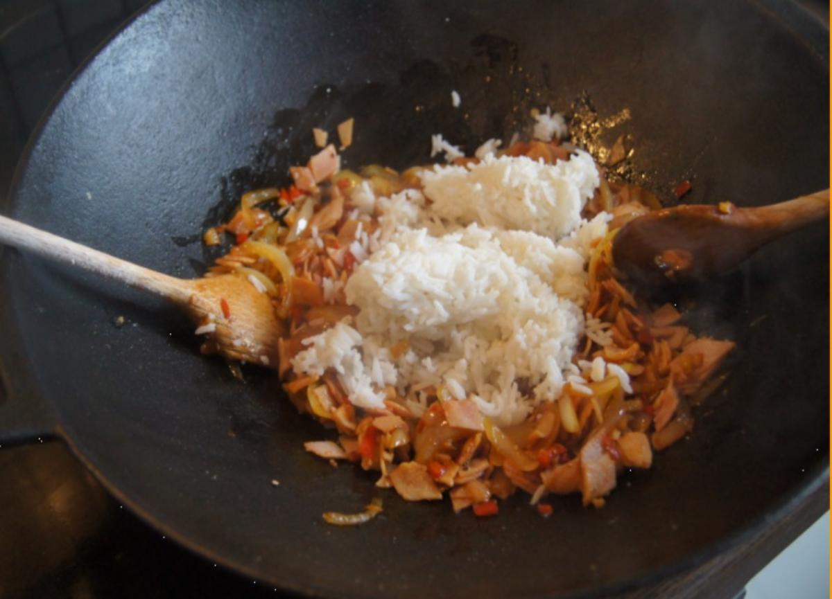 Gebratener Reis mit Schinken und Ei - Rezept - Bild Nr. 6245