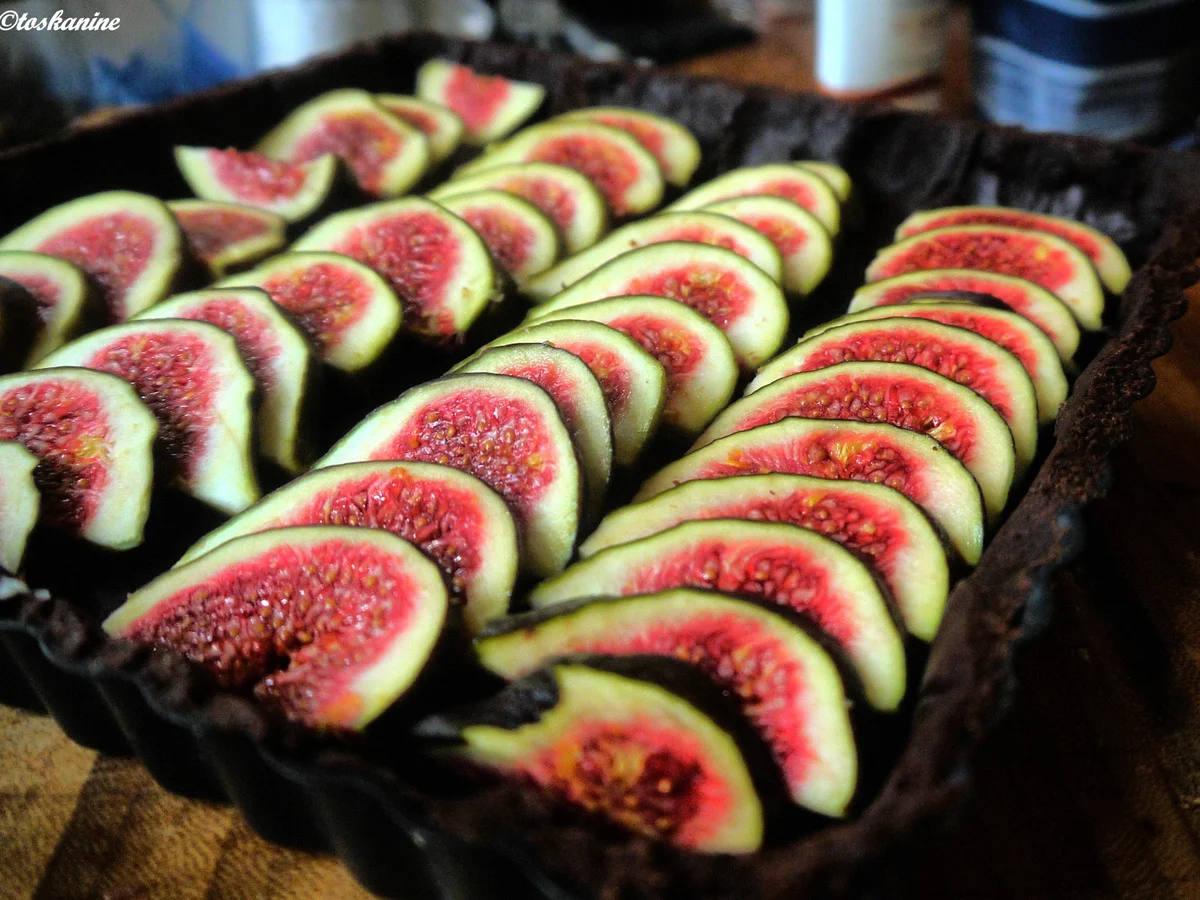 Feigentarte mit Basilikum-Limetten-Joghurt - Rezept - Bild Nr. 6248