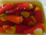 Snack-Paprika mit Frischkäse-Füllung in Öl - Rezept - Bild Nr. 6241