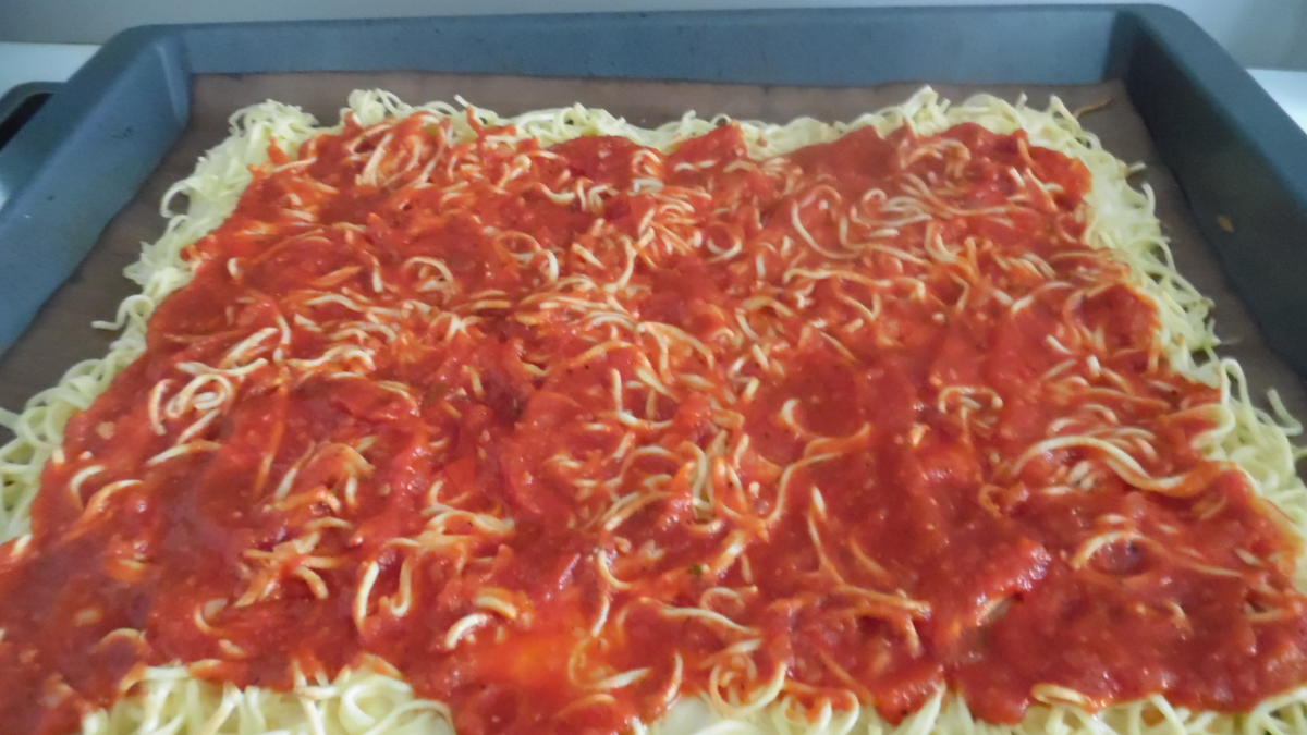 Spaghetti-Pizza - Rezept - Bild Nr. 6
