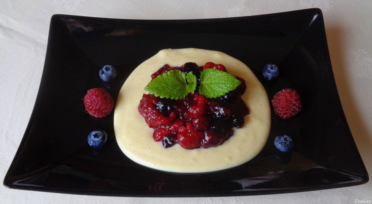 Rote Grütze und Vanillesoße - Rezept mit Bild - kochbar.de Rote Grütze und Vanillesoße - Rezept mit Bild - kochbar.de