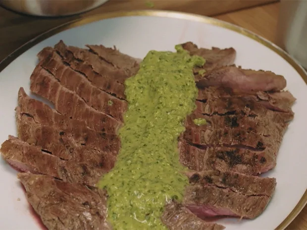 Flanksteak mit Salsa mit Frankfurter Soße (Sebastian Lege) - Rezept - Bild Nr. 2