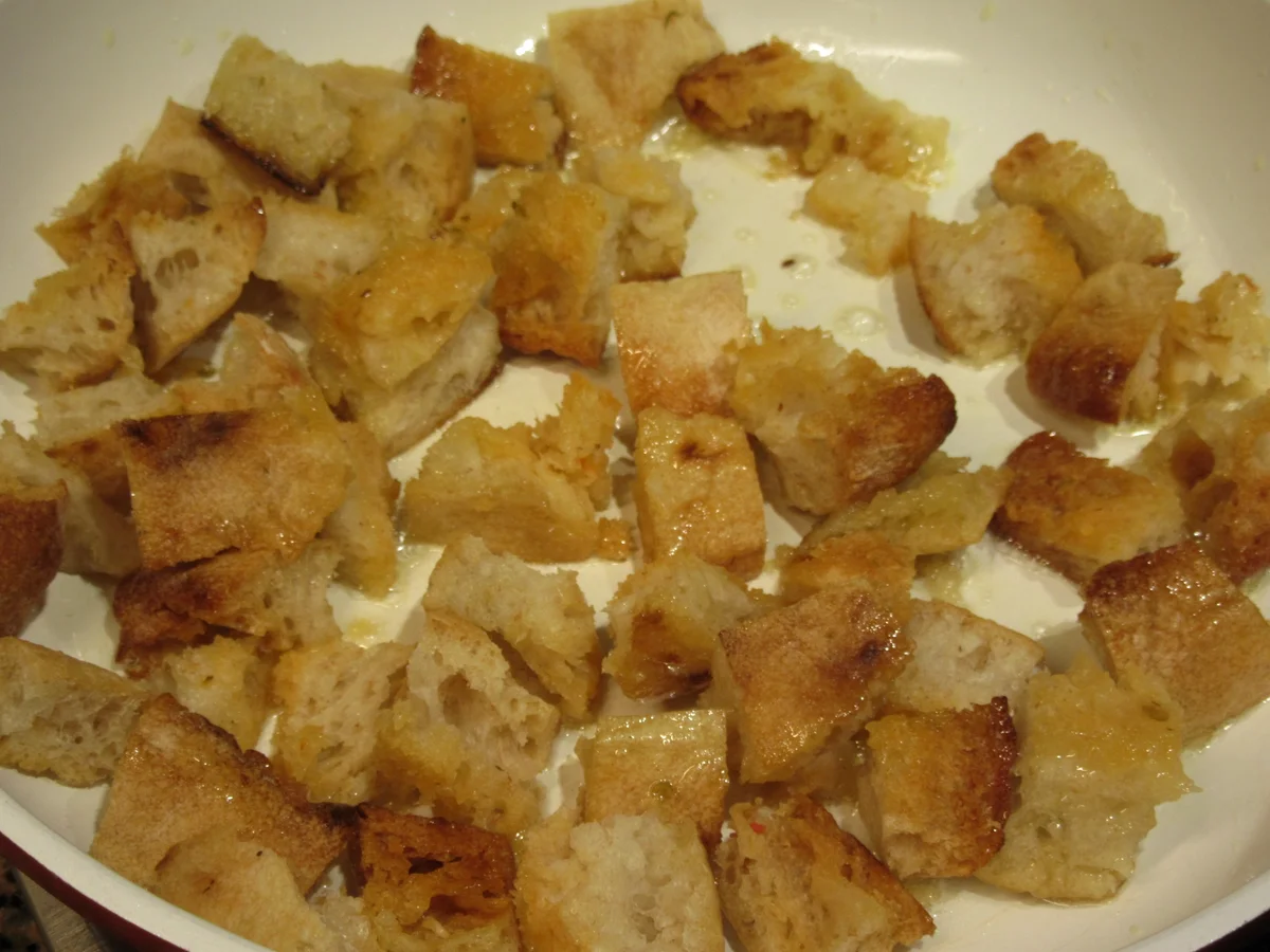 Rezept: Suppen: Bruschetta-Suppe Bild Nr. 6249 Suppen: Bruschetta-Suppe - Rezept - Bild Nr. 6249