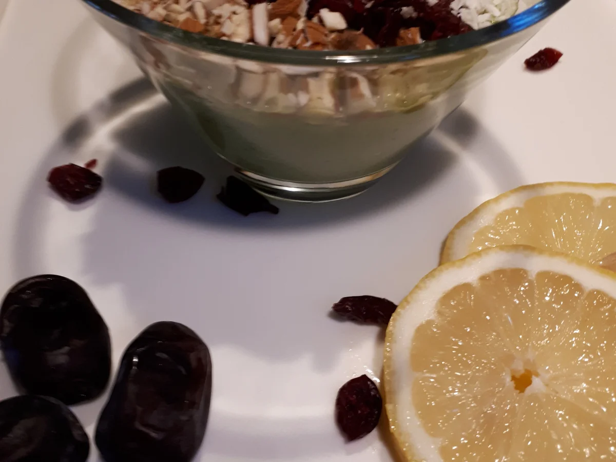 BiNe` S SMOOTHIE SCHALE MIT SPINAT, ANANAS & AVOCADO - Rezept - Bild Nr. 6249