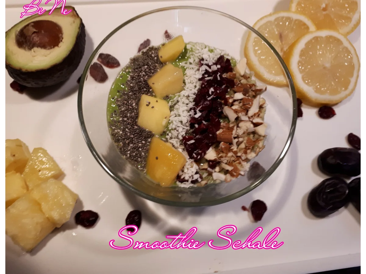 BiNe` S SMOOTHIE SCHALE MIT SPINAT, ANANAS & AVOCADO - Rezept - Bild Nr. 3