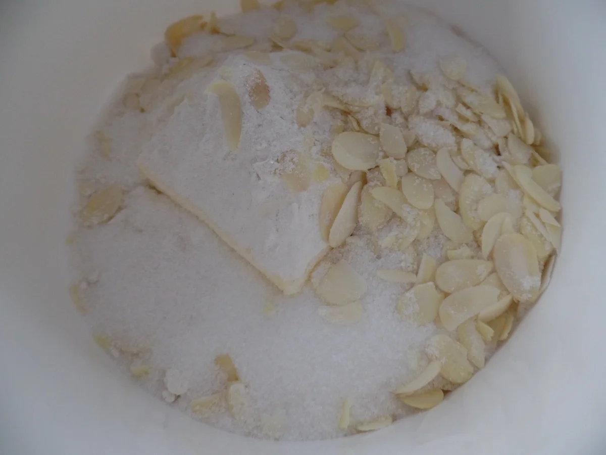 Aprikosen-Muffins mit Mandelstreuseln - Rezept - Bild Nr. 6246