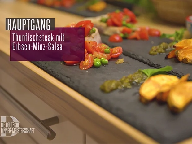 Rezept: Thunfisch mit Erbsen-Minz-Salsa und Süßkartoffeln mit Nuss-Kräuter-Öl Bild Nr. 2 Thunfisch mit Erbsen-Minz-Salsa und Süßkartoffeln mit Nuss-Kräuter-Öl - Rezept - Bild Nr. 2