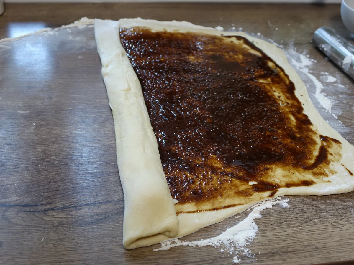 Zimtschnecken oder Cinnamon Rolls mit Topping - Rezept - Bild Nr. 6252