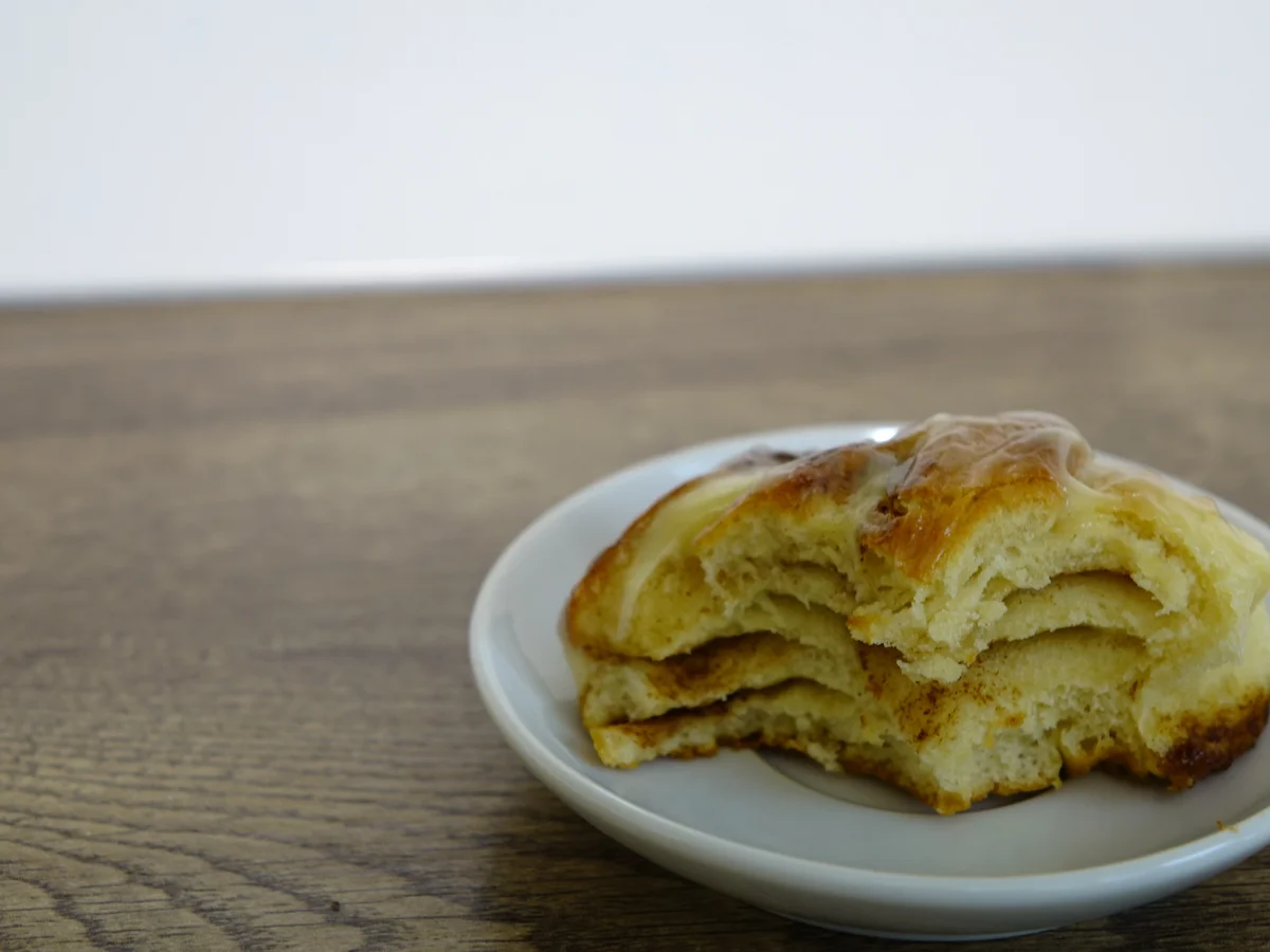 Zimtschnecken oder Cinnamon Rolls mit Topping - Rezept - Bild Nr. 6263