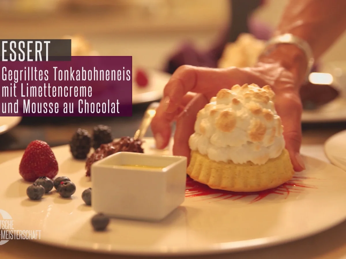 Gegrilltes Tonkabohneneis mit Limettencreme, Mousse au chocolate und Beerenspiegel - Rezept - Bild Nr. 2