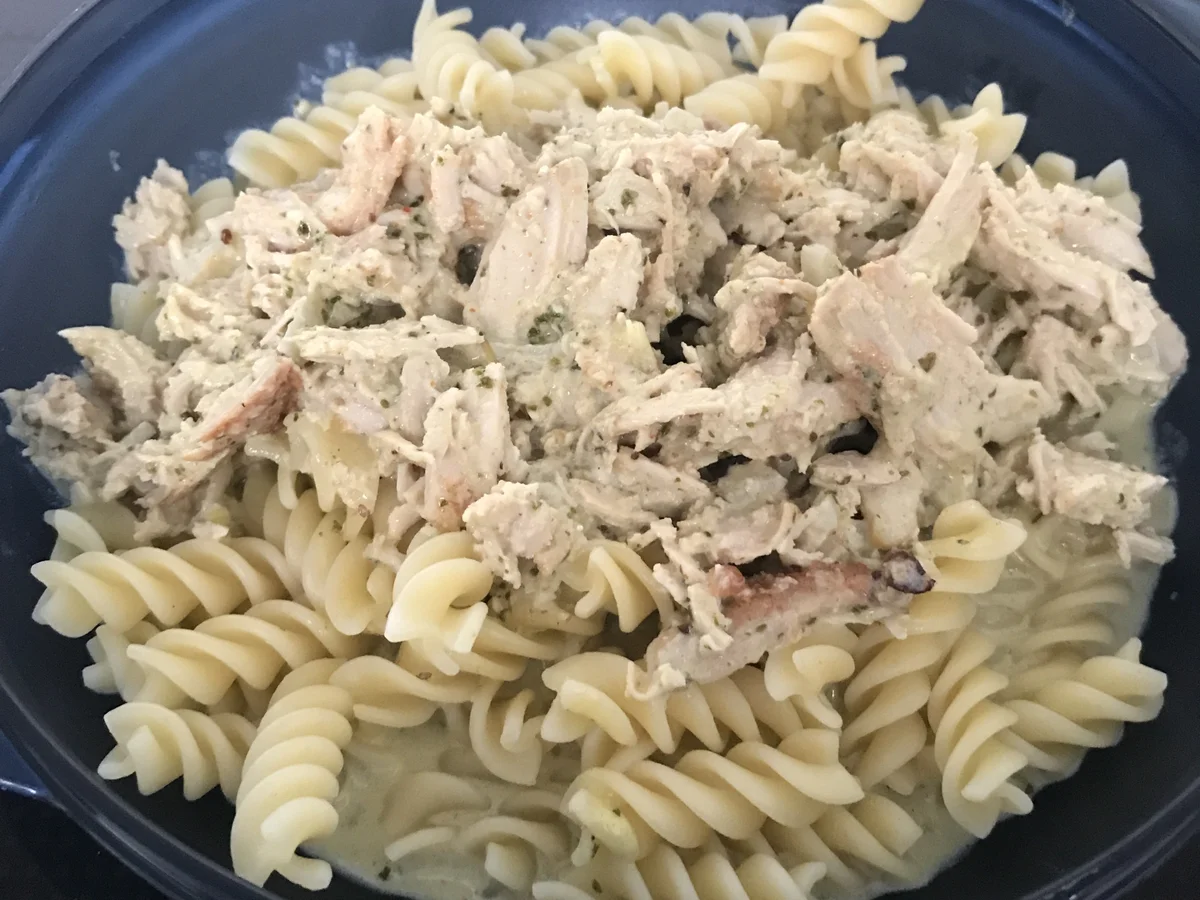 Rezept: PASTASAUCE PULLED TURKEY Bild Nr. 2 PASTASAUCE PULLED TURKEY - Rezept - Bild Nr. 2