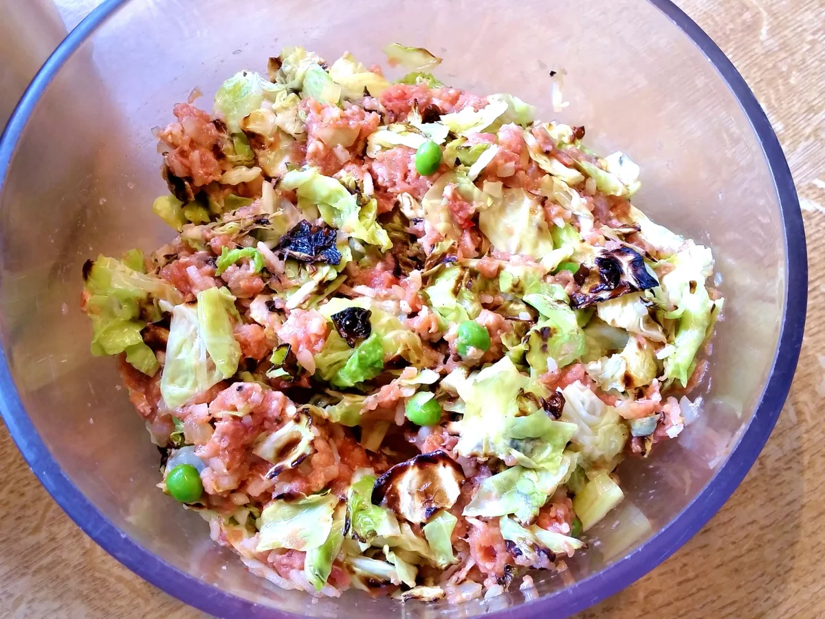 Paprikaschoten - mit Hackfleisch und viel Wirsing gefüllt - Rezept - Bild Nr. 6280