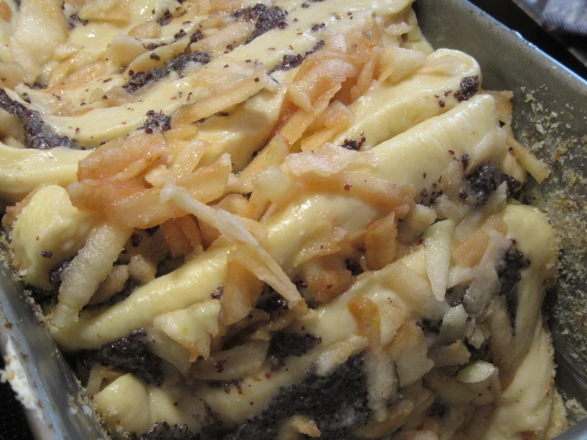 Rezept: Backen: Apfel-Mohn-Kuchen zum Zupfen Bild Nr. 6266 Backen: Apfel-Mohn-Kuchen zum Zupfen - Rezept - Bild Nr. 6266