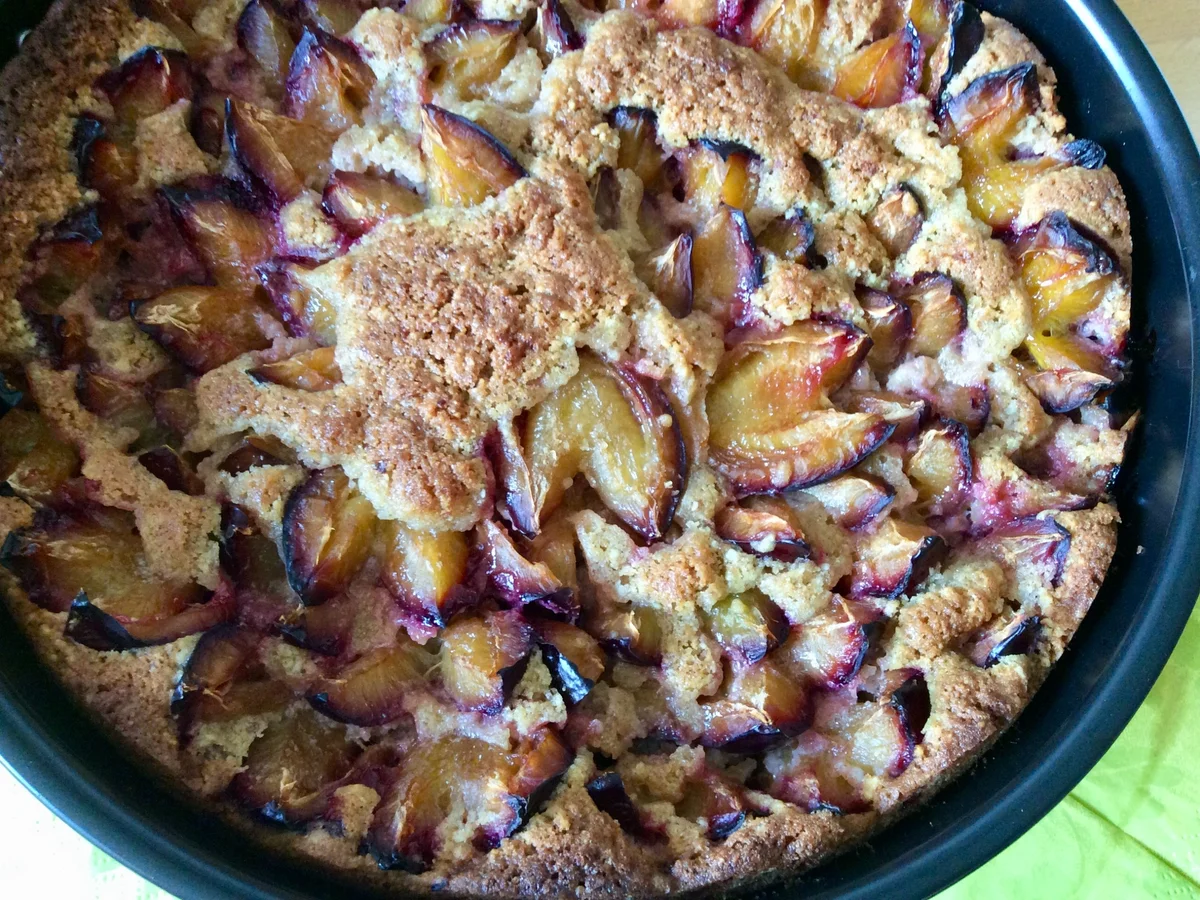 Pflaumenkuchen oder Kirschkuchen mit Marzipan  - Rezept - Bild Nr. 6256