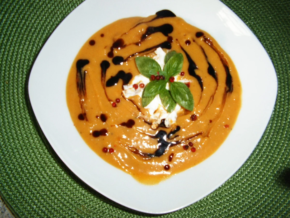 Rezept: Butternusssuppe Bild Nr. 4 Butternusssuppe - Rezept - Bild Nr. 4