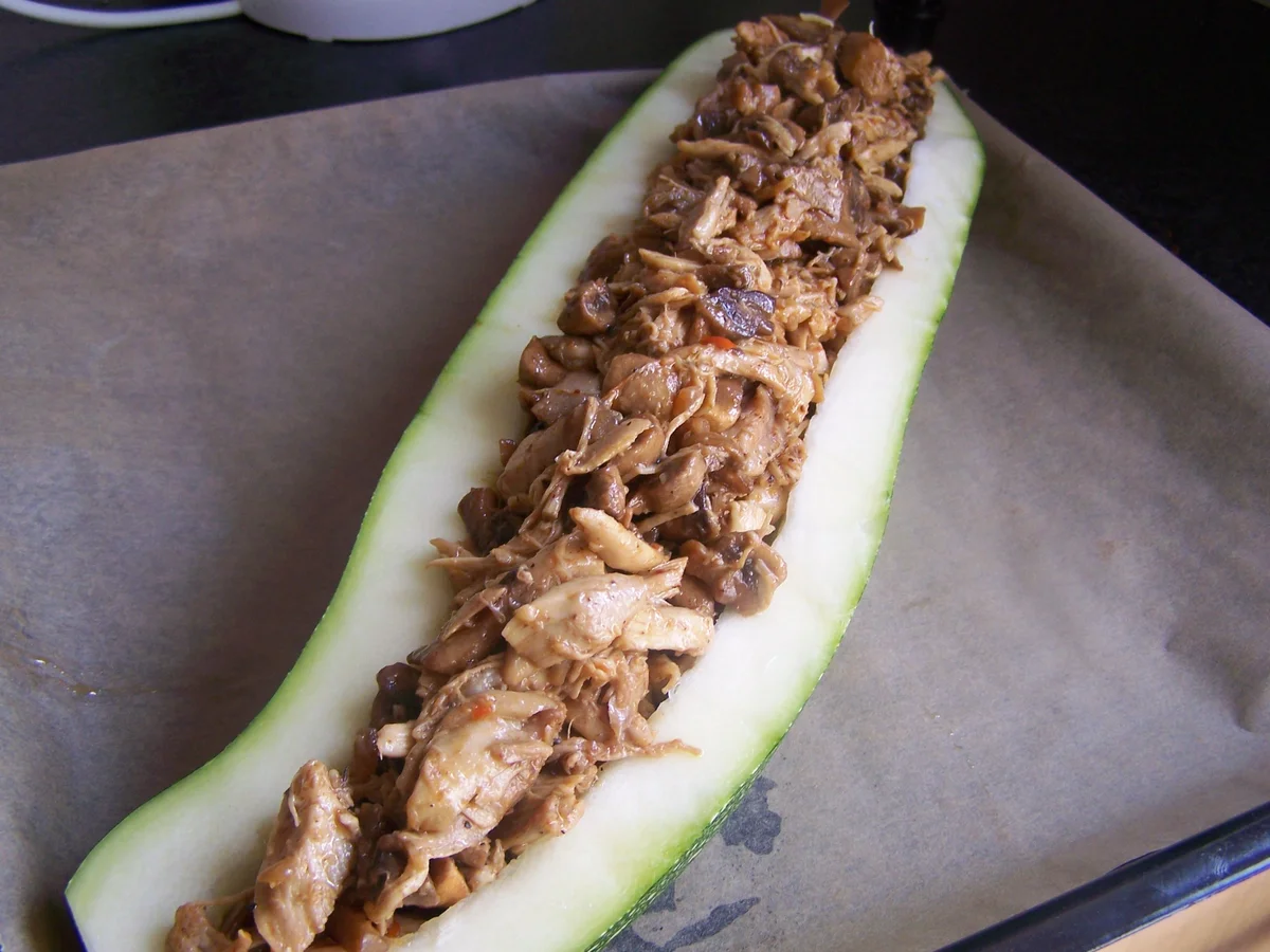 Ein Traum von einer Zucchini gefüllt - No. 2 - Rezept - Bild Nr. 6277