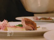 Zweierlei vom Lamm mit grünem Spargel, Rettich und Teriyaki-Sauce (Sonja Frühsammer) - Rezept - Bild Nr. 2