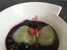 BASILIKUMSORBET MIT ROSMARIN-HEIDELBEEREN - Rezept - Bild Nr. 2