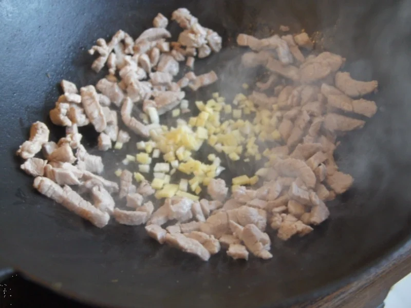 Wok-Gemüsepasta mit Schweinefilet - Rezept - Bild Nr. 6273