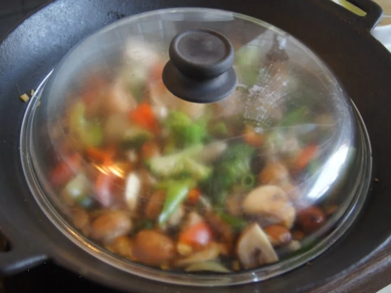 Wok-Gemüsepasta mit Schweinefilet - Rezept - Bild Nr. 6279