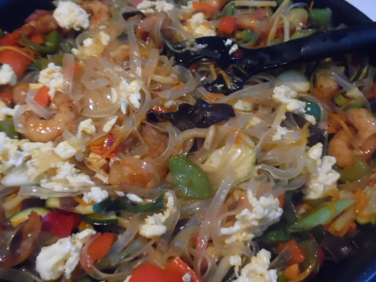 Glasnudel-Pfanne mit Garnelen und Ei, pikant-scharf - Rezept - Bild Nr. 6269