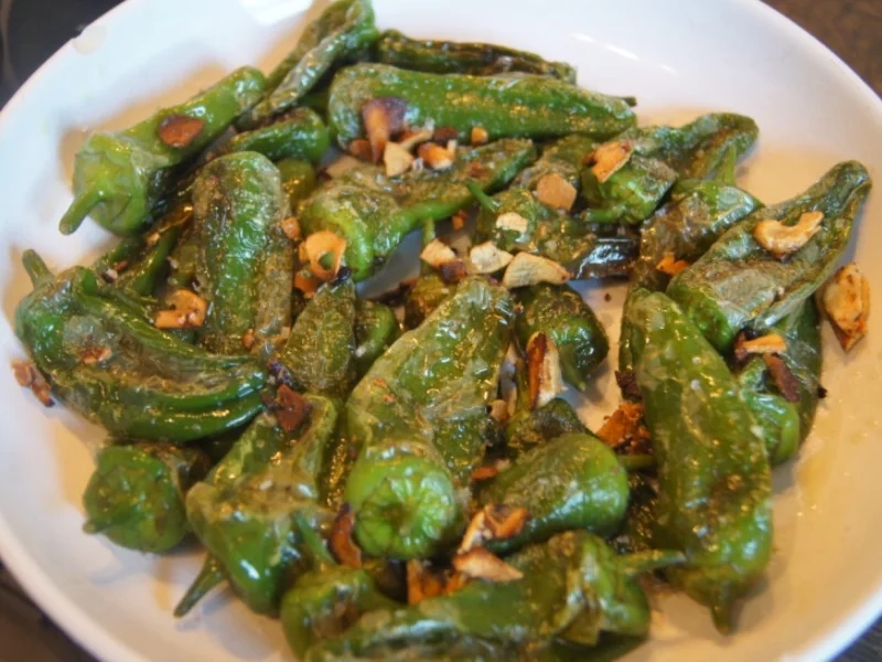 Rezept: Schweinenackensteak mit Topinky und Pimentos Bild Nr. 6275 Schweinenackensteak mit Topinky und Pimentos - Rezept - Bild Nr. 6275