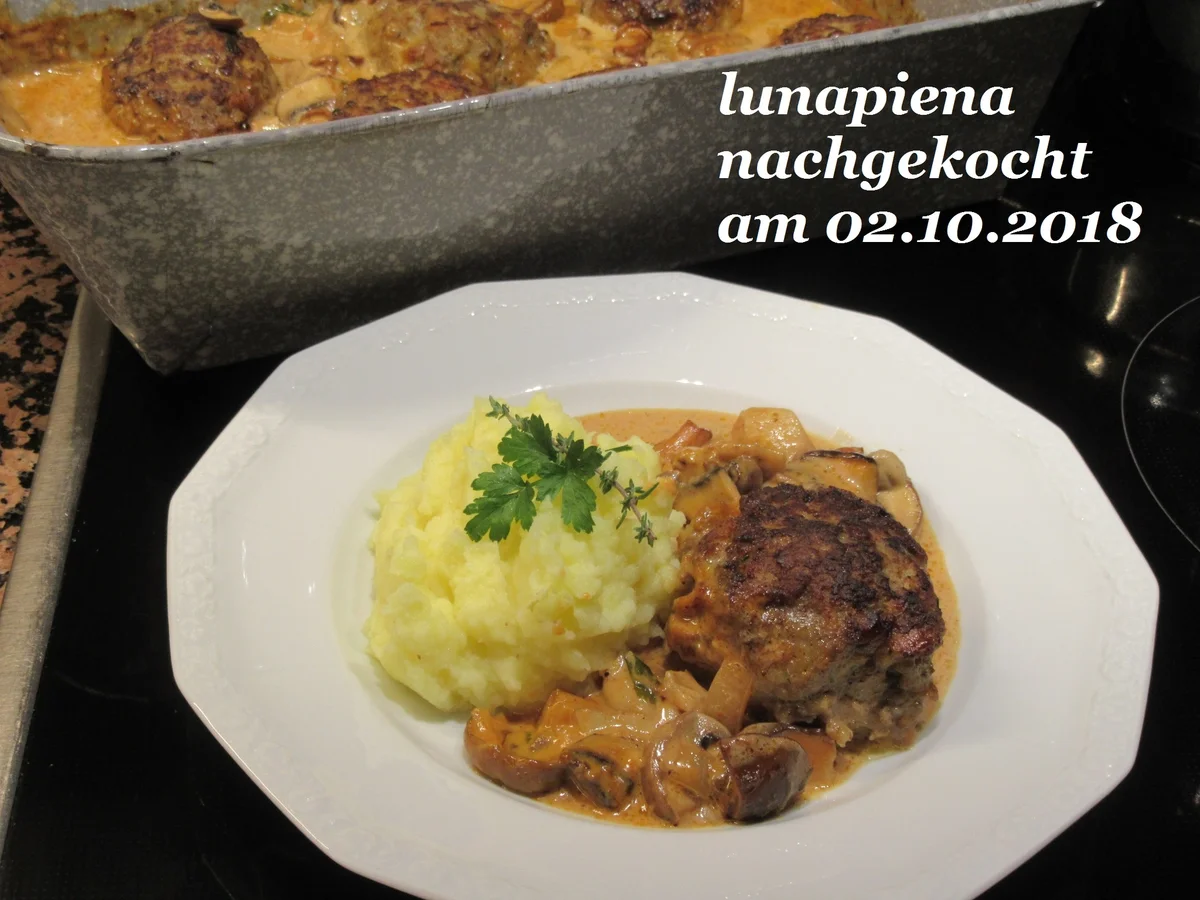 Jägerbuletten mit Pilzsoße und Kartoffelpüree - Rezept - Bild Nr. 4